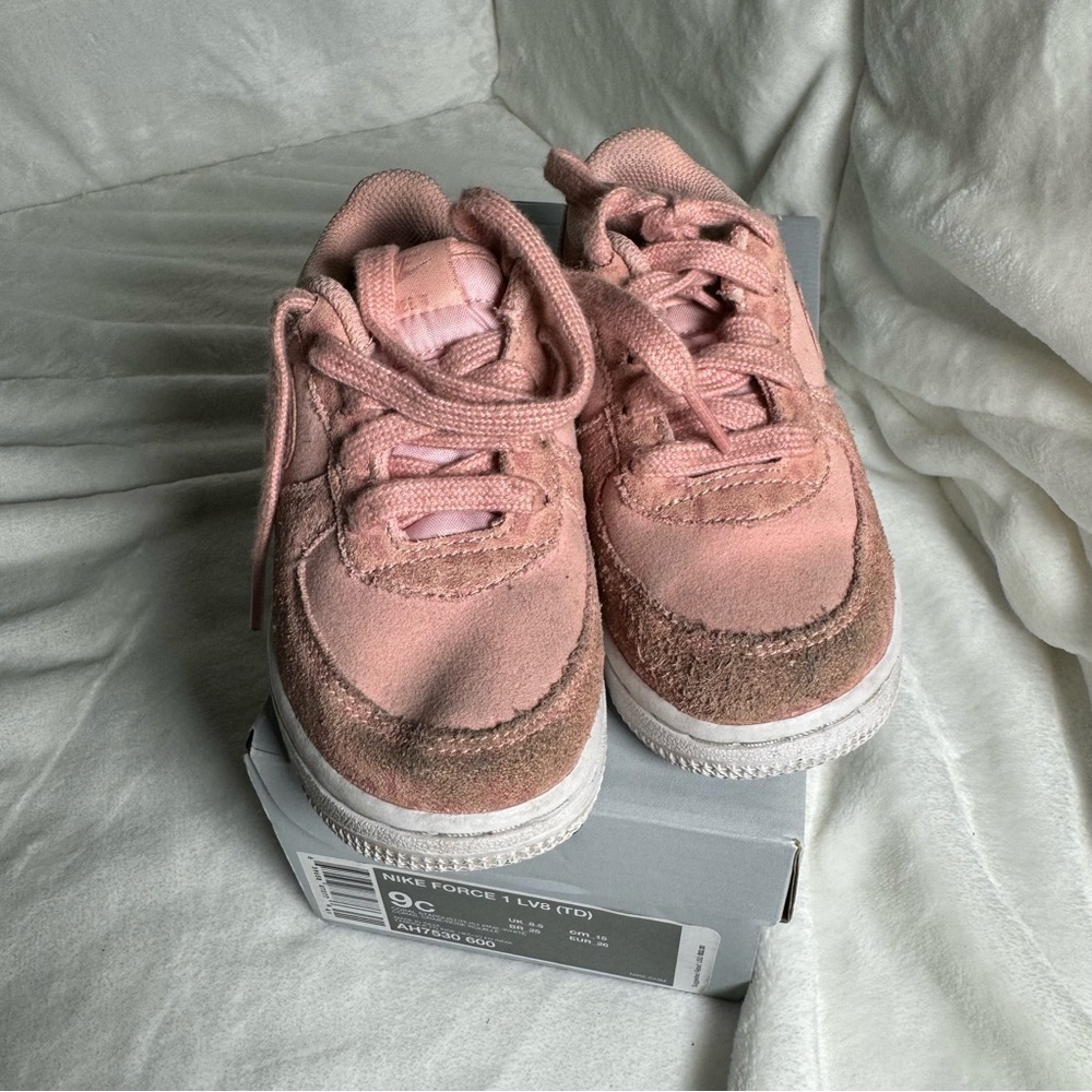 Nike Kids Air Force 1 LV8 Pink Leopard Print Shoes Size 9C AH7530 600
